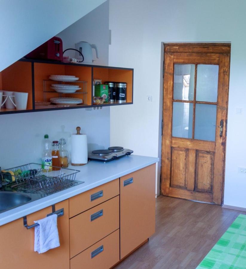 Vila Veselova, Ljubljana City Center Hostel Eksteriør bilde